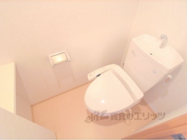 トイレ　ウォシュレット