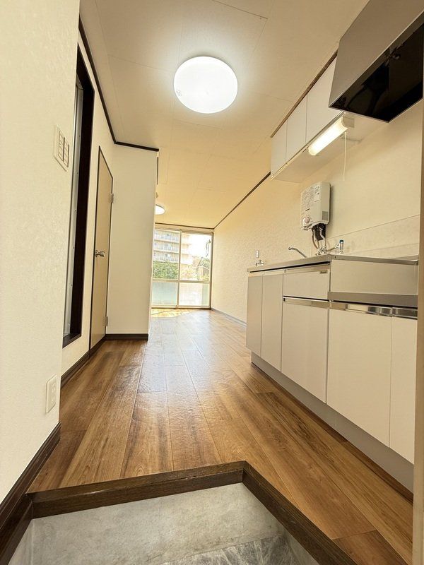 玄関　物件画像