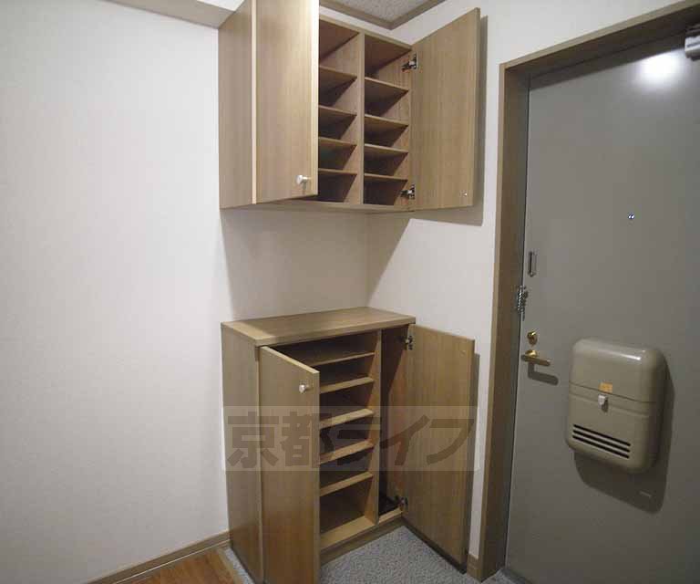 収納　シューズボックスです。