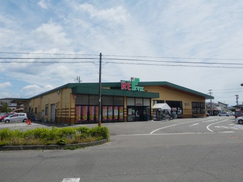 スーパー　ファンズだて店（スーパー）まで197m