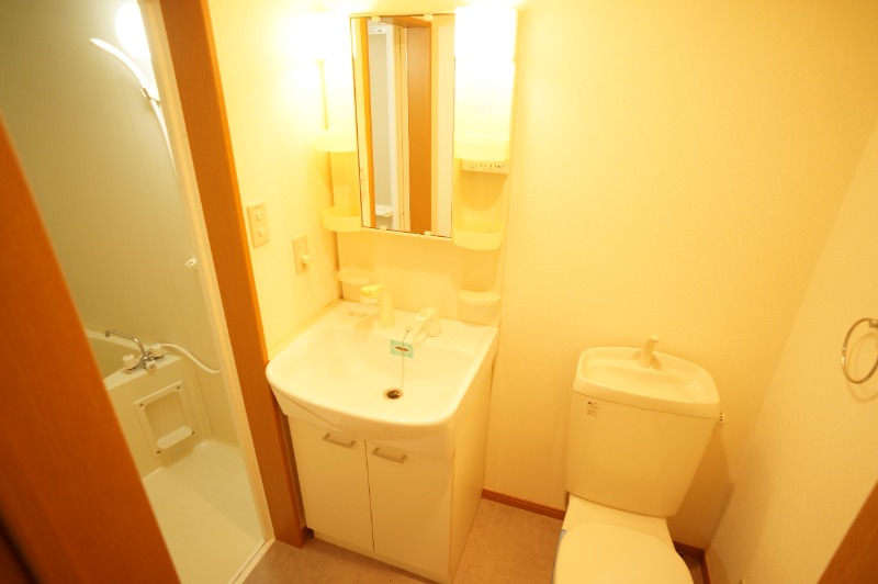 洗面設備　同型タイプ