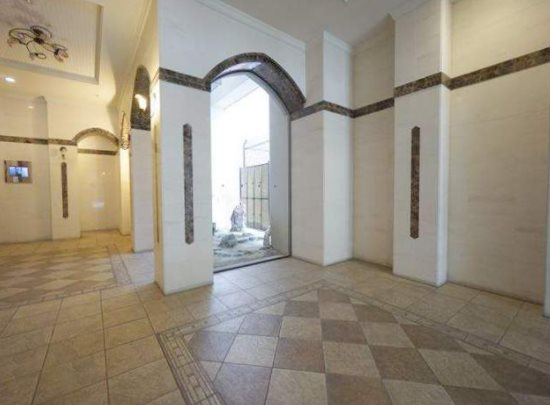 エントランス　★見学予約受付中★