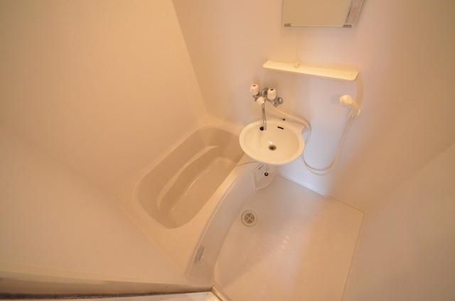 バス・シャワールーム　♪サッパリ爽快バスタイム！♪