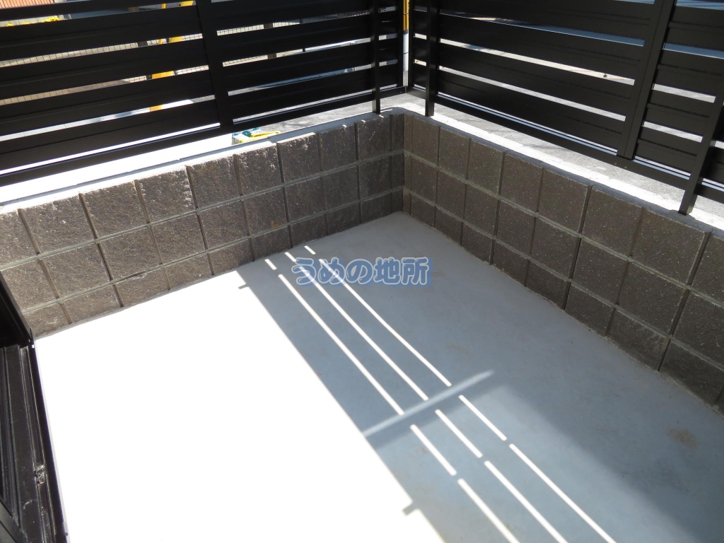 バルコニー　バルコニー