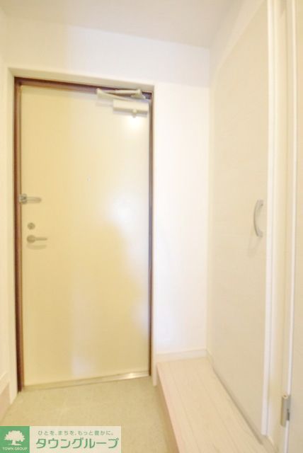 玄関　お問合せはタウンハウジングまで！※現地待合わせ相談可能