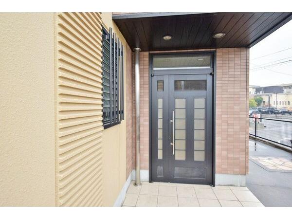 エントランス　エントランス部分