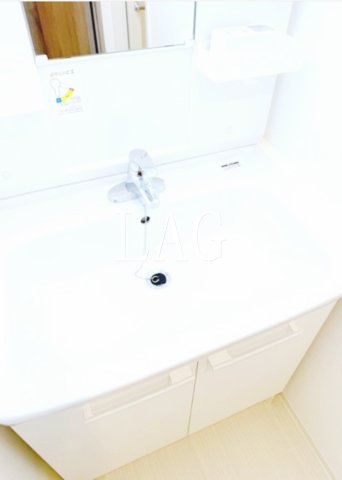 洗面設備　洗面台です。