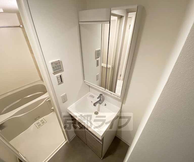 洗面設備　独立洗面台