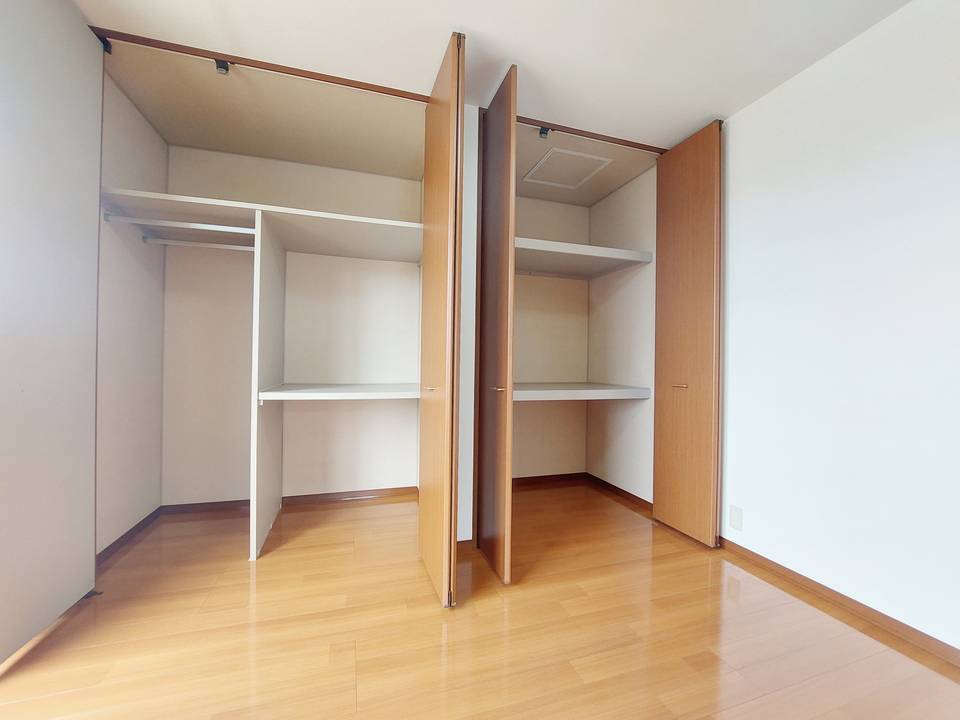 収納　クローゼット