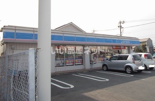 コンビニ　ローソン 延岡日の出町店（コンビニ）まで560m
