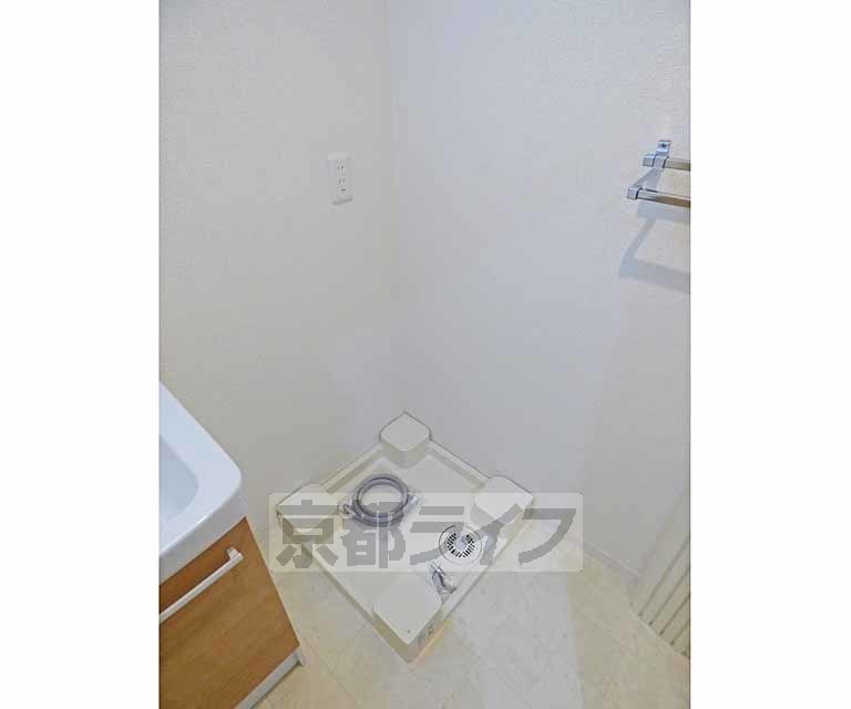 その他設備　室内洗濯機置きです。