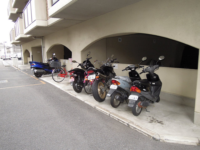 その他共有部分　バイク置場