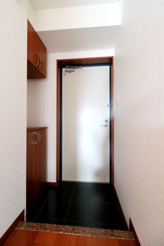 玄関　図面と現状に相違がある場合には現状を優先