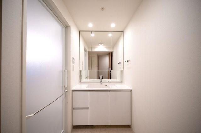 洗面設備　忙しい朝には欠かせない洗面所です