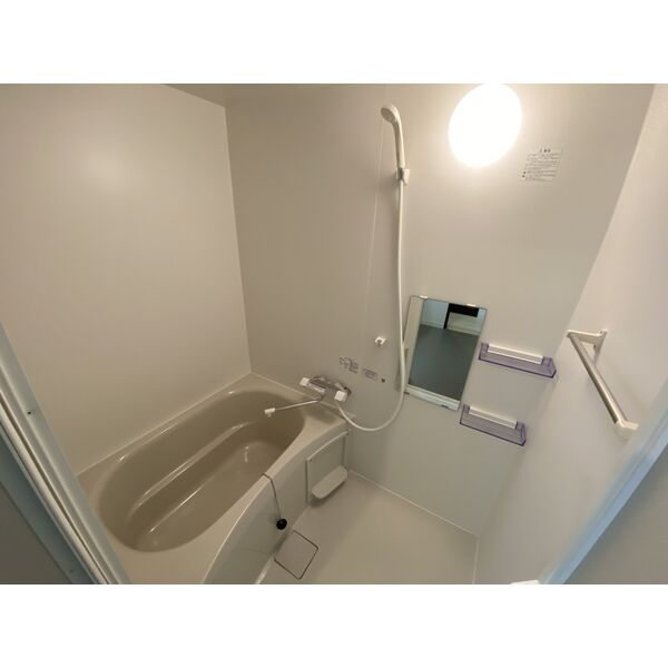 バス・シャワールーム　バストイレ別でおすすめです☆