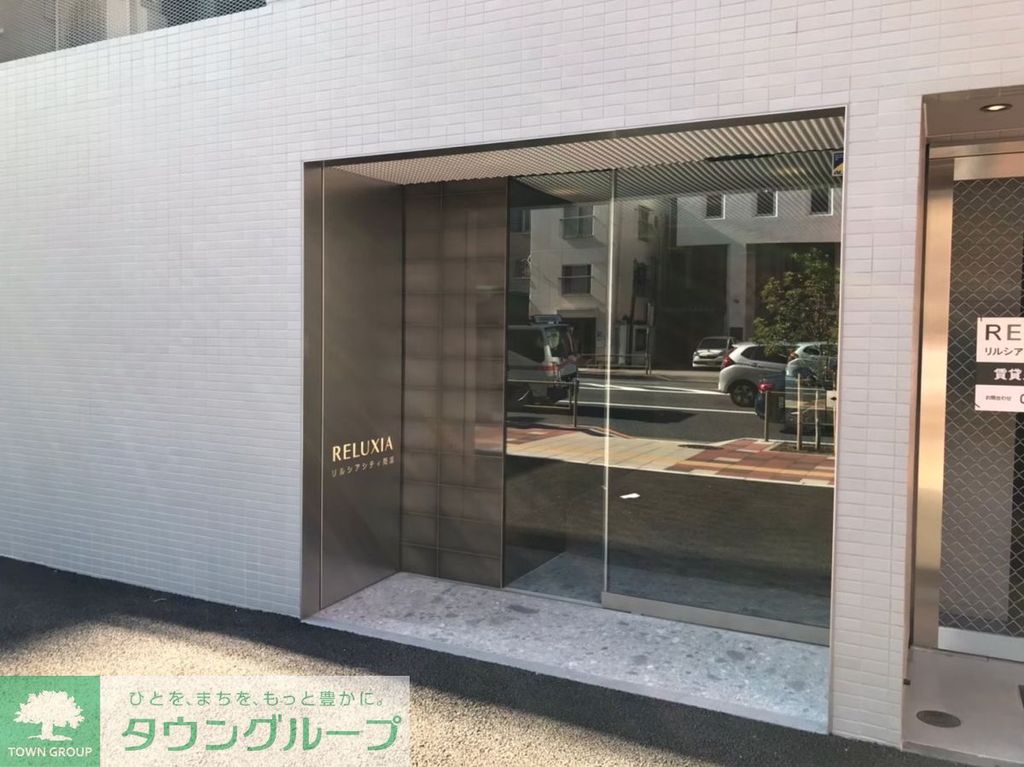 エントランス　エントランス