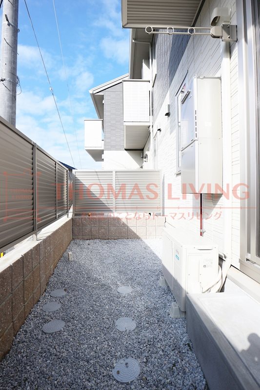 バルコニー　洗濯物も楽々干せます。