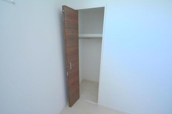 収納　収納がたくさんあると、お部屋が綺麗に片付きますね。