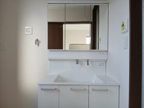 洗面設備　洗髪洗面化粧台