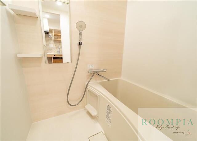 バス・シャワールーム　※同物件内別居室参考画像