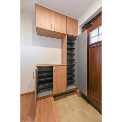 収納　シューズBOX