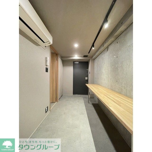 玄関　お部屋探しは株式会社　タウンハウジング　までお気軽にお問合…