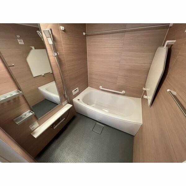 バス・シャワールーム　バス