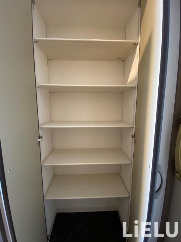 玄関　同シリーズ物件のモデルルームになります※現況優先