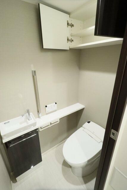 トイレ　シティハウス目黒ザ・ツインＳＯＵＴＨ棟
