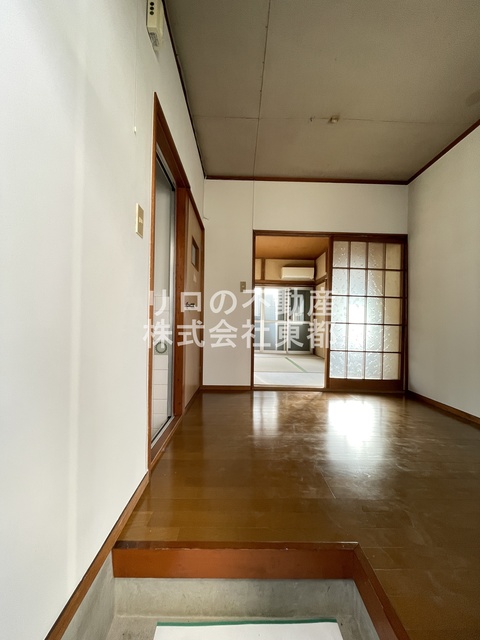 玄関　すっきりシンプルな玄関スペースです！