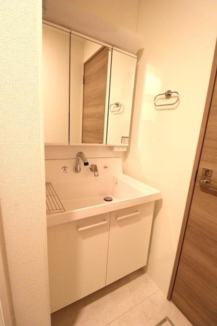 洗面設備　洗髪洗面化粧台