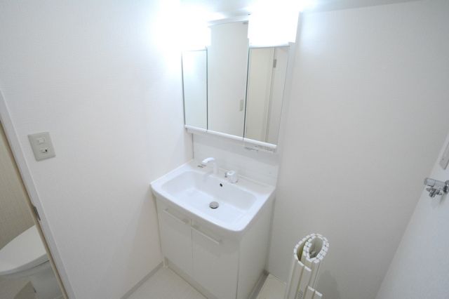 洗面設備　独立洗面化粧台付き☆