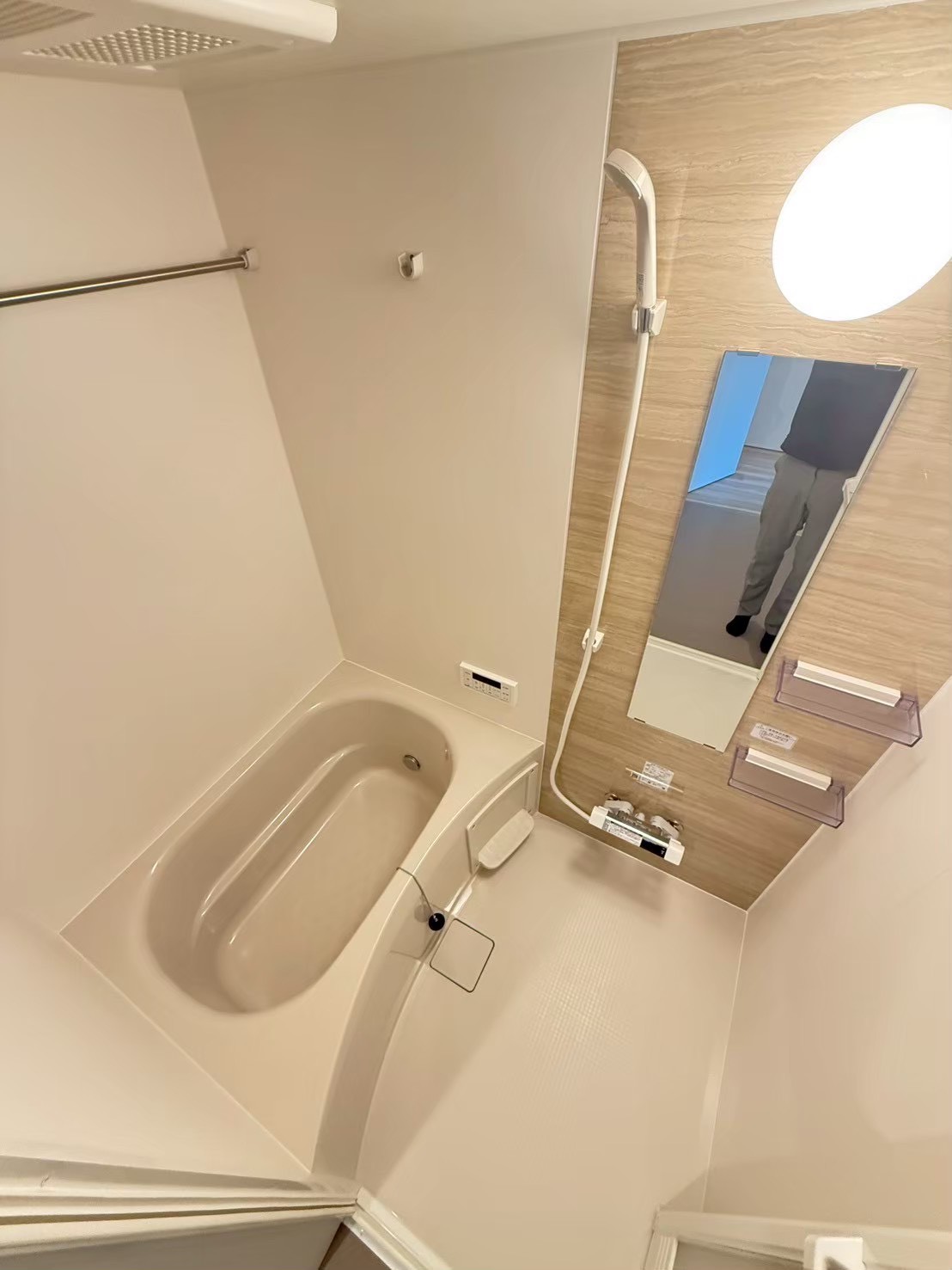 バス・シャワールーム　同メーカー同シリーズの新築時参考写真です。