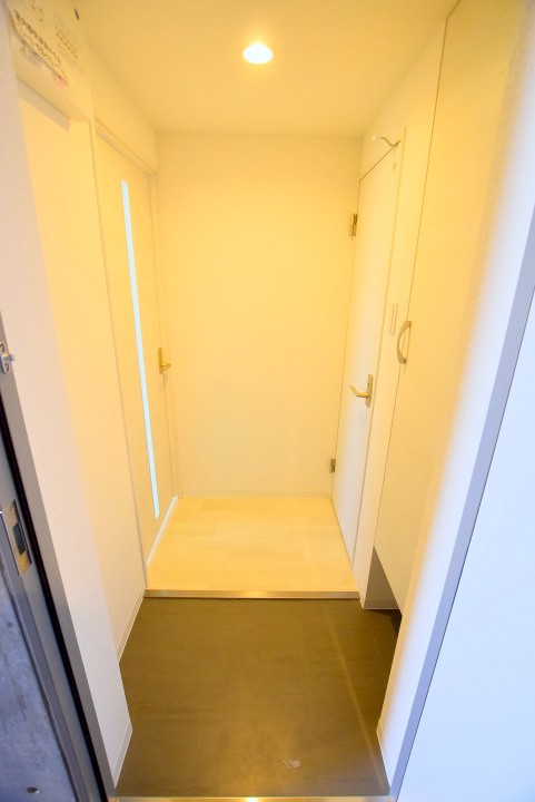 玄関　広々とした玄関です♪
