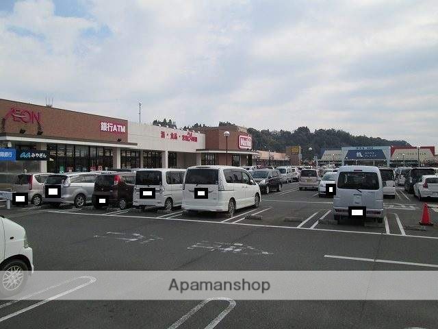 ショッピングセンター　クロスモール清武（ショッピングセンター）まで696m