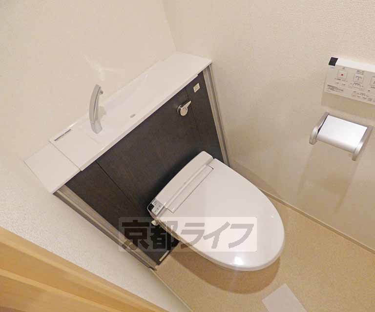 トイレ　清潔感のあるトイレです。