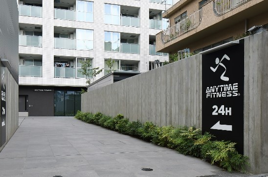 その他　エニタイムフィットネス 早稲田店（その他）まで83m