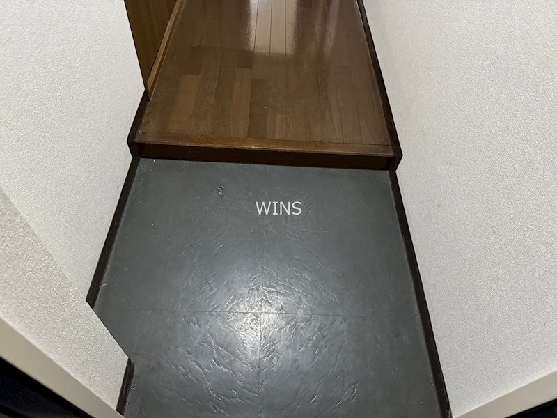 玄関　別部屋参考写真です