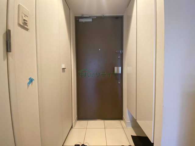 玄関　エミリブ下落合