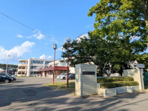 中学校　共栄中学校（中学校）まで1166m