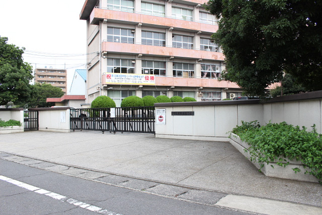 中学校　大分市立原川中学校（中学校）まで940m