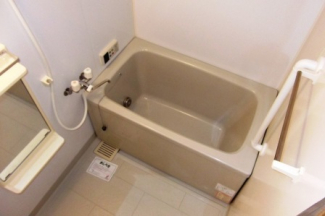 バス・シャワールーム　アナハイムコート