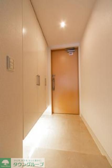 玄関　※写真は同タイプ住戸です。