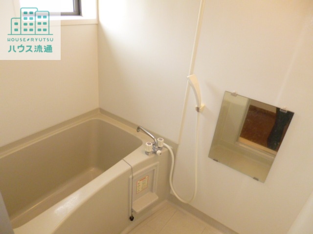 バス・シャワールーム　※別号室の写真