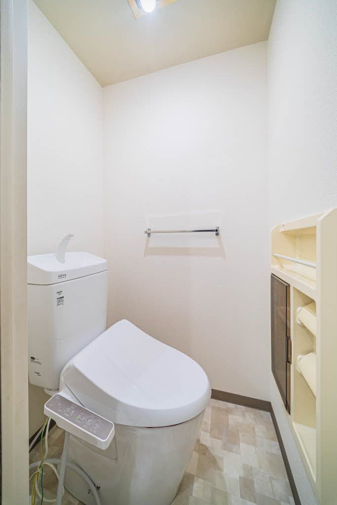 トイレ　トイレ