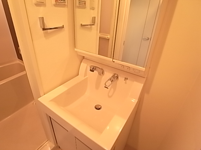 洗面設備　※写真は別部屋イメージです。