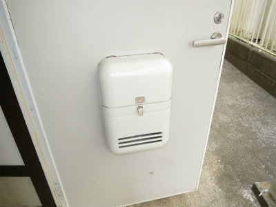 エントランス　玄関ポスト