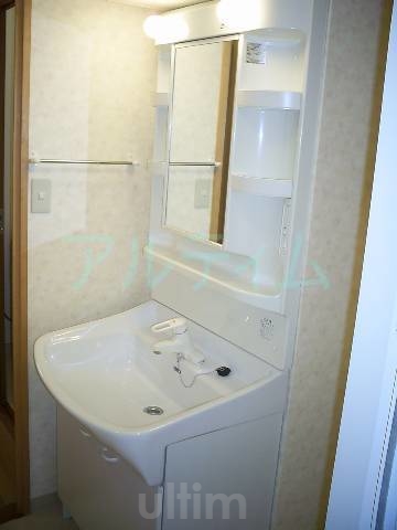 洗面設備　※別タイプのお部屋の画像です。ご参考までに
