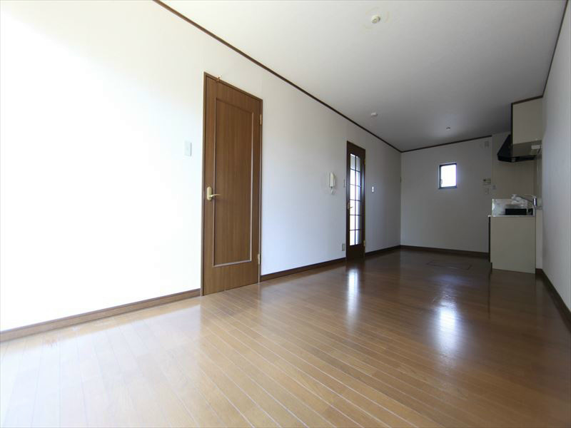 居室・リビング　リビング12帖　日当り良好　床下収納あります