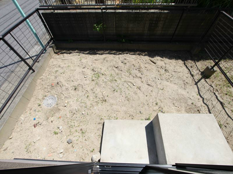 バルコニー　1階テラス2階バルコニー